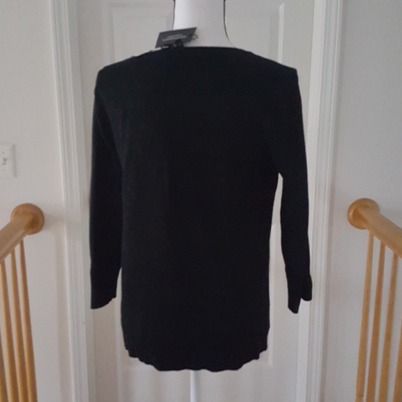 26:11 - Cable & Gauge Knit Top - Picture 3 of 8